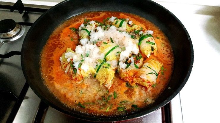 매콤한 저칼로리 `닭가슴살 배추말이` 한그릇!